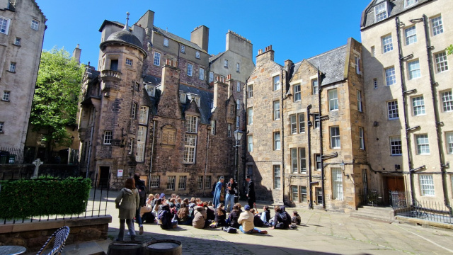 Makars Court