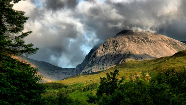 Loch Ness, Glencoe Valley and Highlands